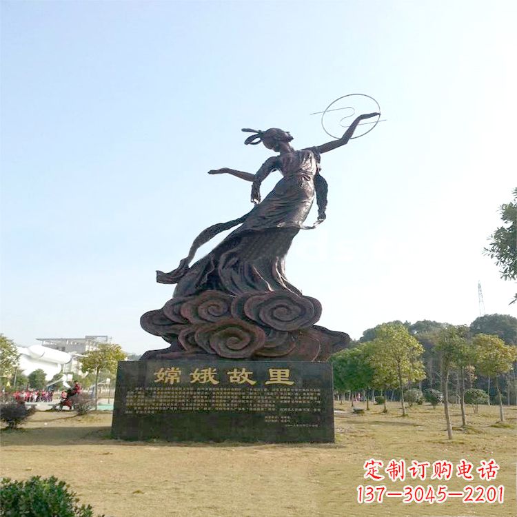 甘肃嫦娥传说一座神秘的雕像