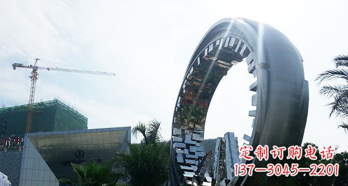 甘肃美丽而优雅的不锈钢圆环雕塑