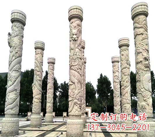 甘肃精美龙柱雕塑,点缀城市广场