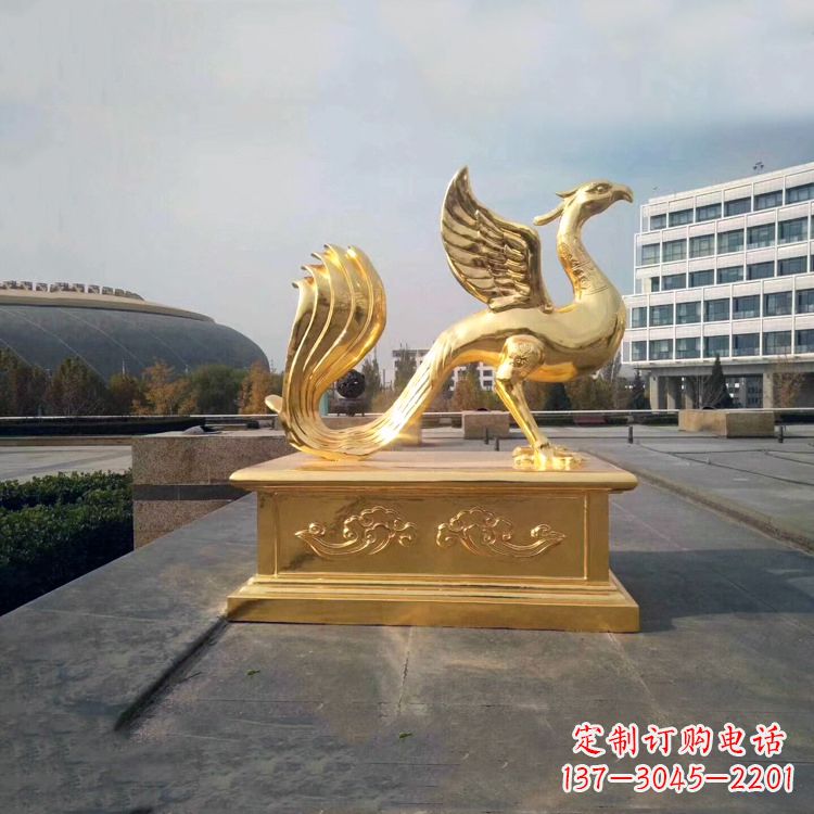 甘肃城市广场的朱雀雕塑