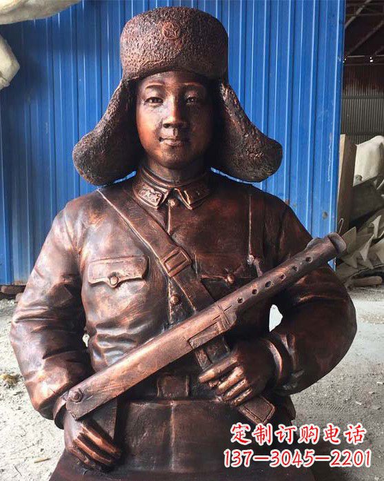 甘肃雷锋雕塑象征着无私奉献的力量