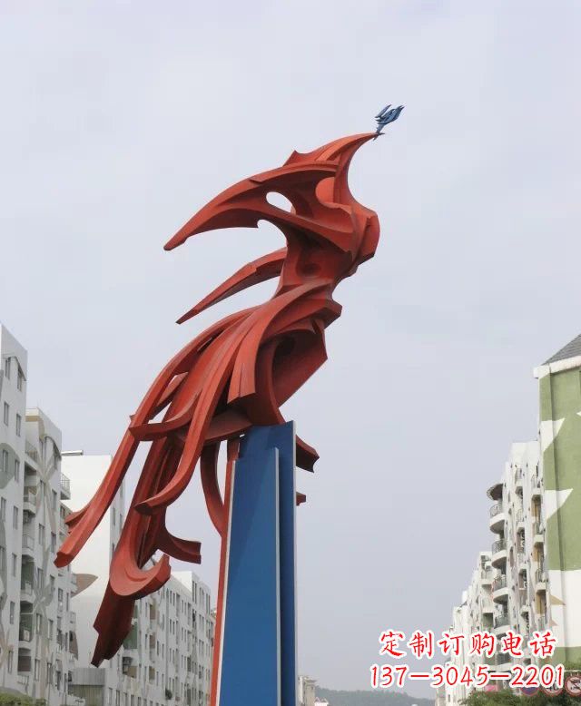 甘肃凤凰雕塑传承古老文化的艺术精品