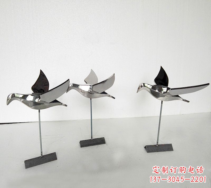 甘肃优雅的鸽子雕塑——不锈钢插件公园的精美装饰
