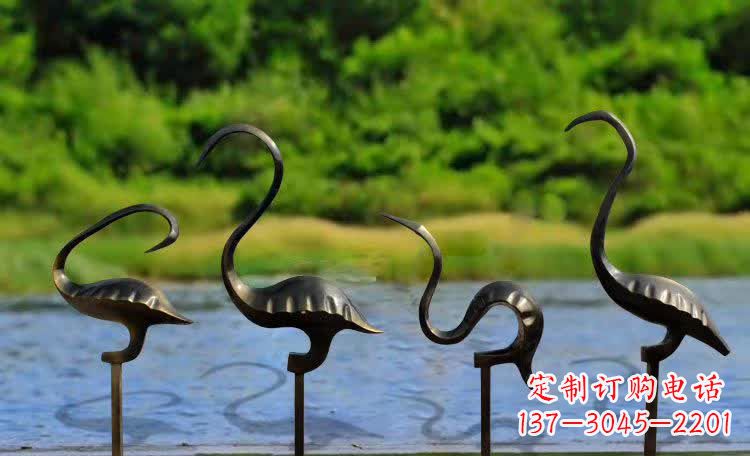 甘肃抽象几何仙鹤雕塑