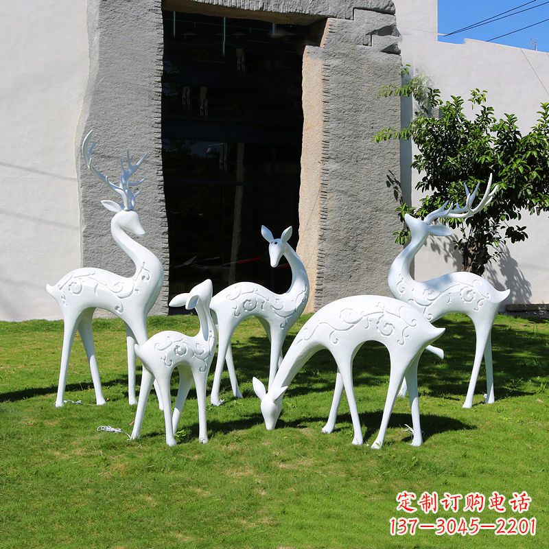 甘肃玻璃钢动物雕塑——给小区园林添彩