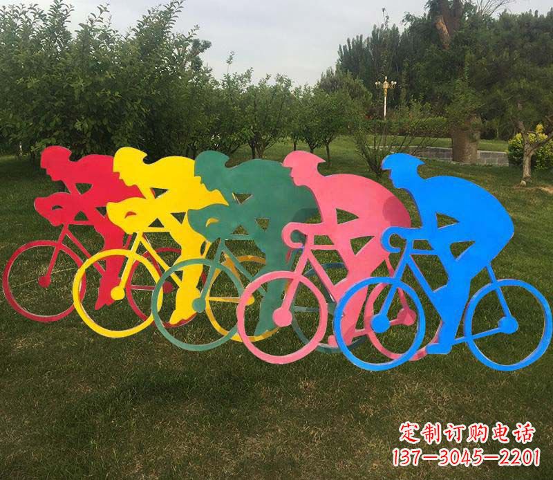 甘肃自行车雕塑——展现公园美丽