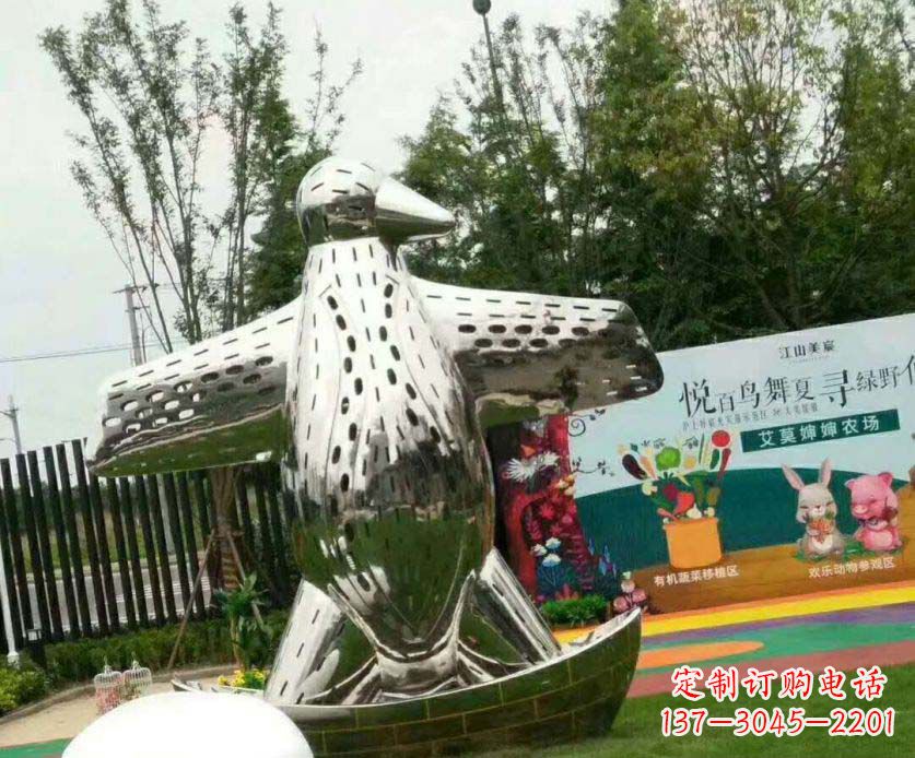 甘肃企鹅的精美雕塑