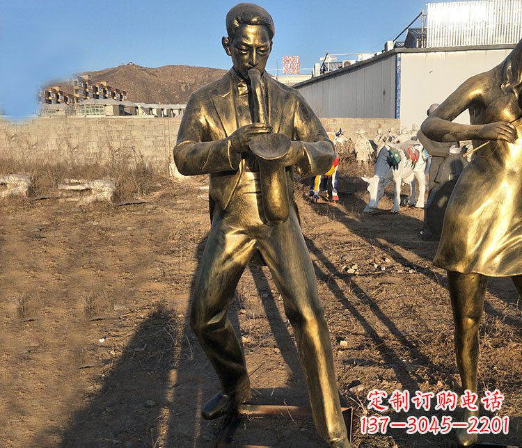 甘肃铜雕萨克斯风音乐人物