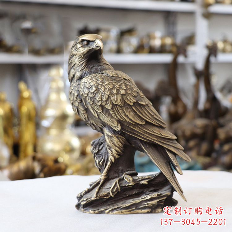 甘肃纯铜老鹰雕塑