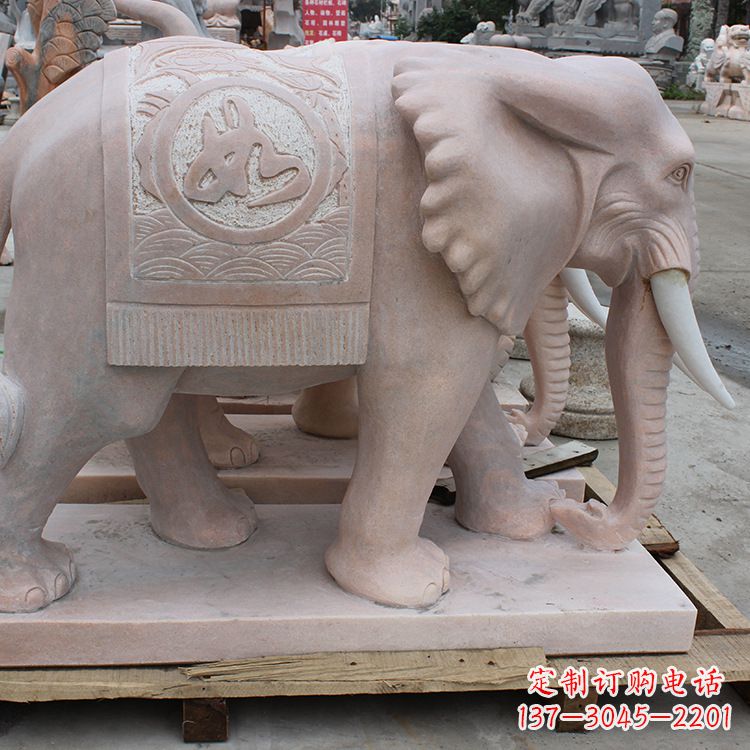 甘肃祠堂大象雕塑