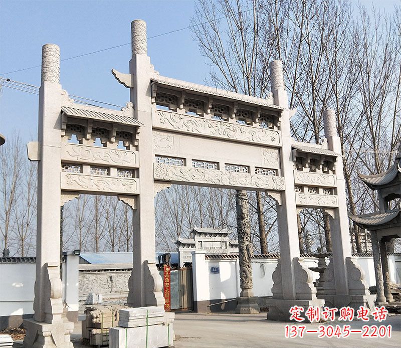 甘肃村口的珍贵文化——牌坊雕塑