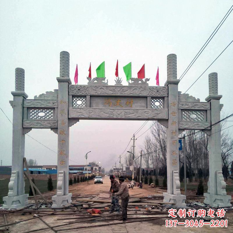 甘肃传承古老石牌坊雕塑