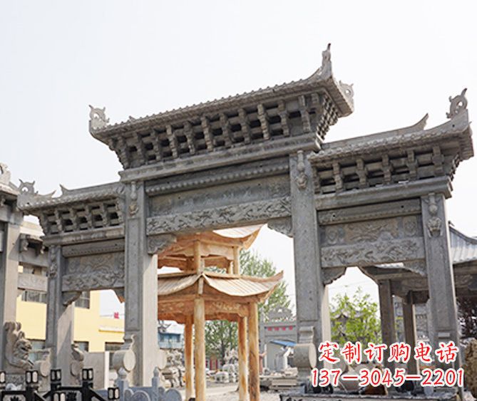 甘肃村庄大理石三门牌坊石雕