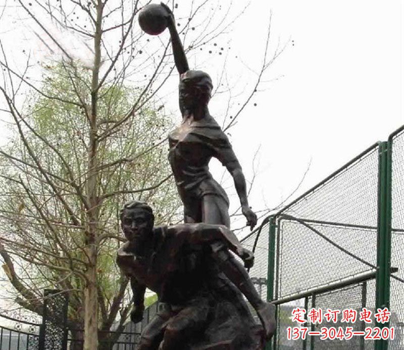 甘肃打篮球的运动员铜雕