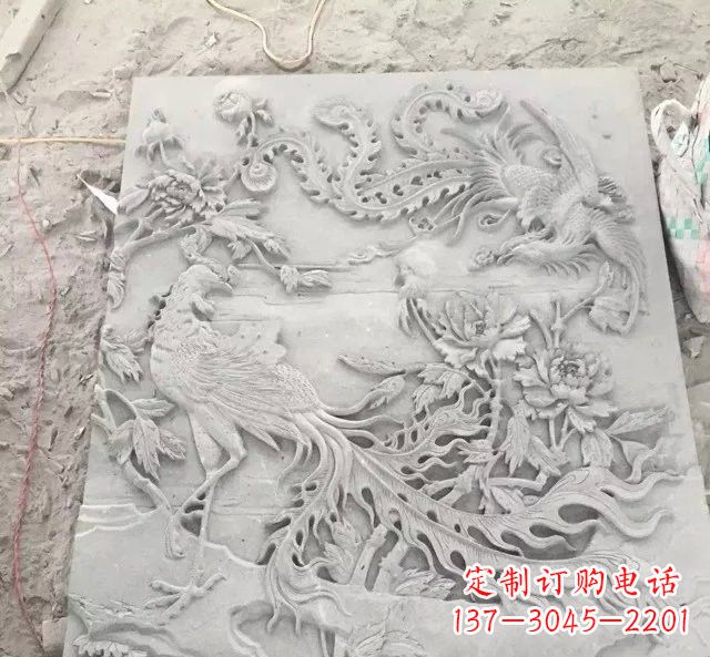 甘肃精美的凤凰雕塑