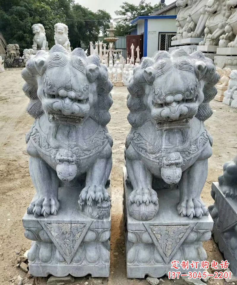 甘肃传统工艺精雕大理石狮子石雕塑