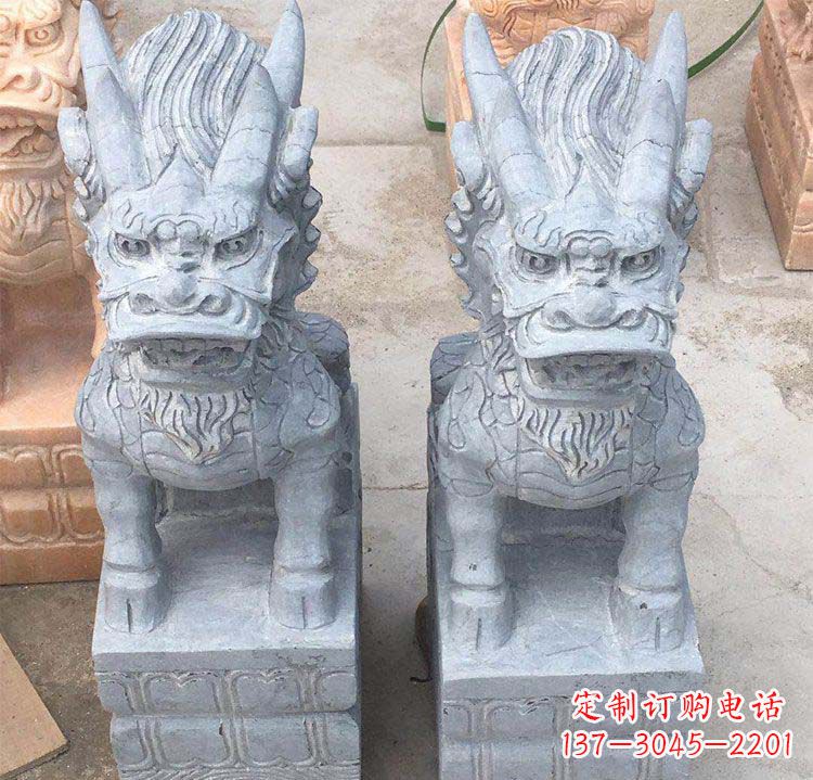 甘肃雄伟壮观的白色大理石麒麟坐式门口雕塑