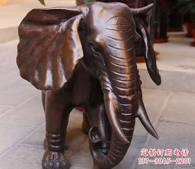 甘肃大象铜雕塑