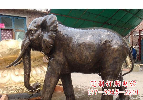 甘肃精美大象铜雕塑