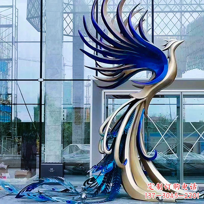 甘肃大型彩绘不锈钢孔雀景观雕塑