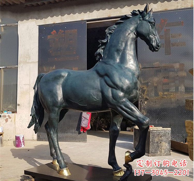 甘肃大型公园铸铜马雕塑