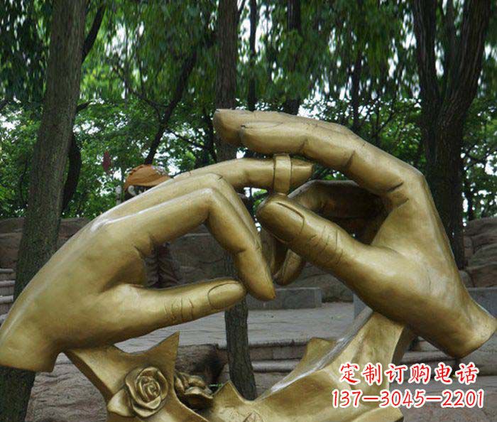 甘肃戴戒指园林景观铜雕
