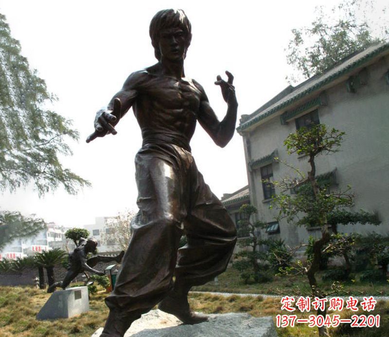甘肃传奇人物李小龙铜雕
