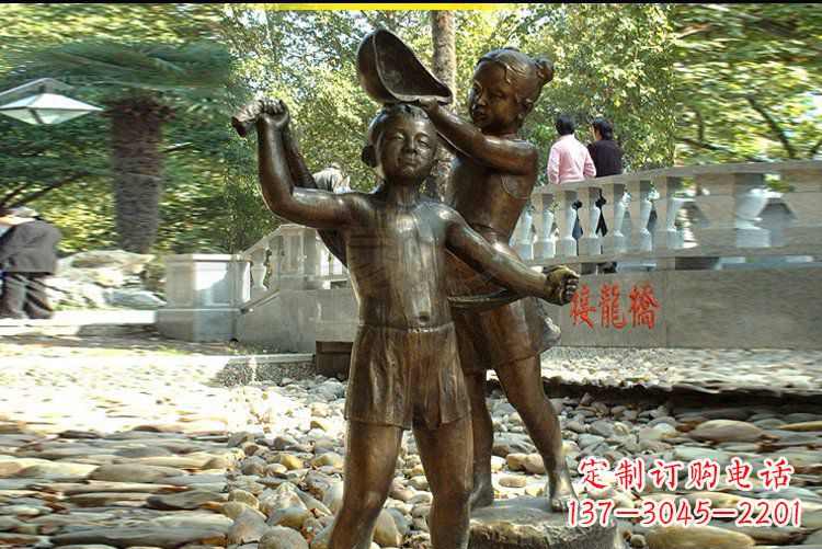 甘肃儿童洗澡公园人物铜雕