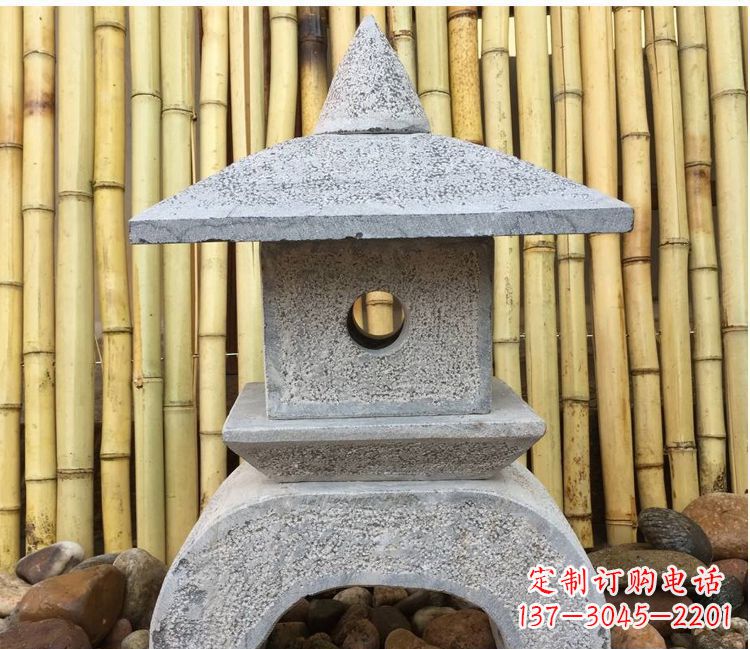 甘肃古典灯笼石雕