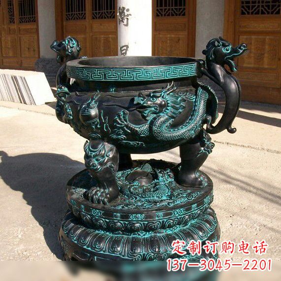 甘肃仿古龙纹鼎青铜器