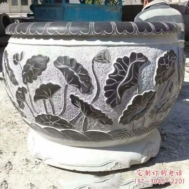 甘肃青石古水缸雕塑