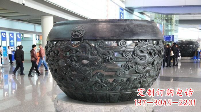 甘肃建筑与自然的和谐景观水缸雕塑