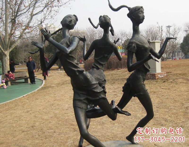 甘肃令人称羡的花篮雕塑