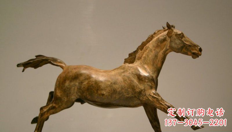 甘肃铜雕动物奔跑马