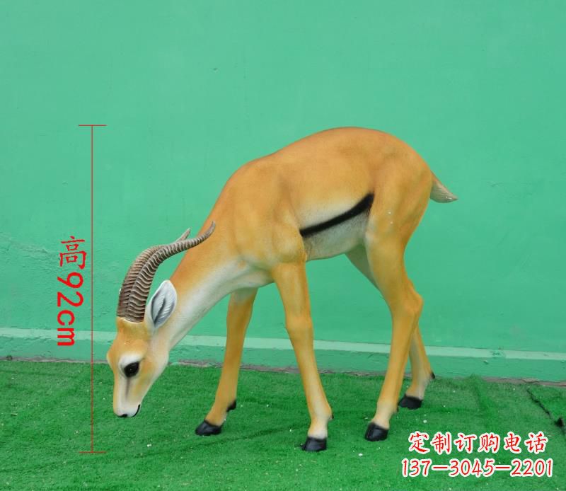 甘肃玻璃钢仿真羚羊雕塑