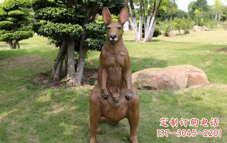 甘肃公园玻璃钢仿真袋鼠雕塑