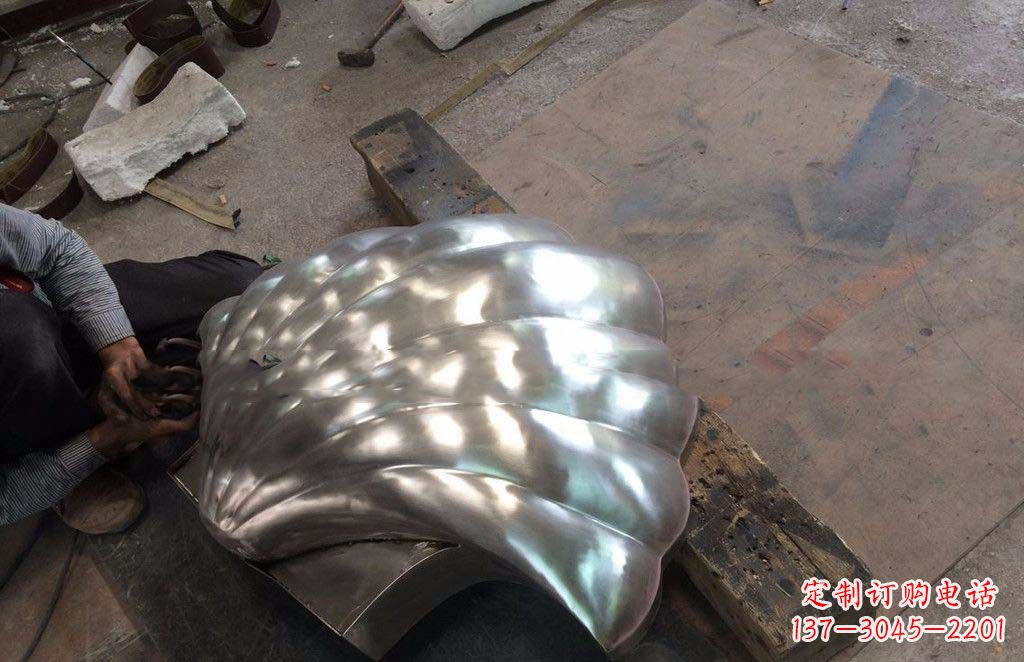 甘肃精致现代的不锈钢贝壳雕塑