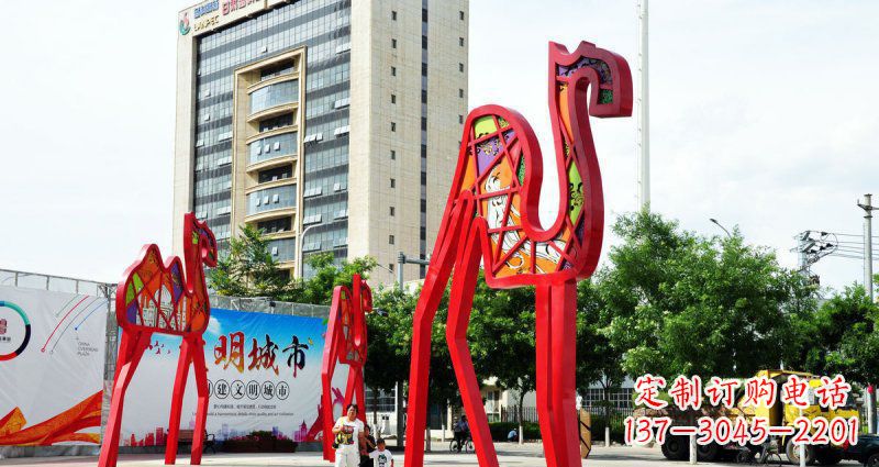 甘肃品质精良的公园不锈钢骆驼雕塑