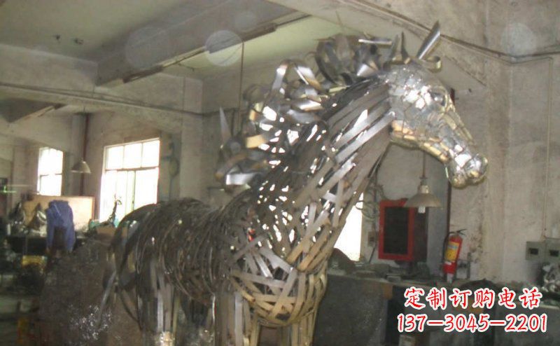 甘肃不锈钢抽象马动物雕塑