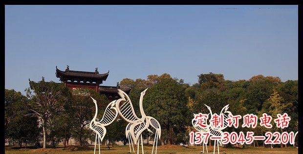 甘肃中领雕塑的精美不锈钢仙鹤雕塑