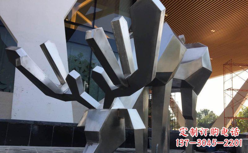 甘肃聚体雕塑抽象几何驯鹿