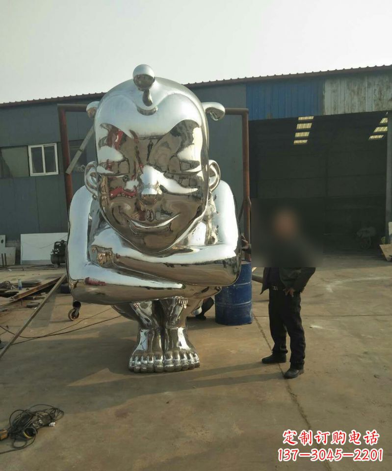 甘肃大型不锈钢蹲着的儿童雕塑