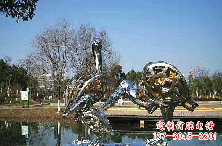 甘肃手工制作的可爱丹顶鹤雕塑