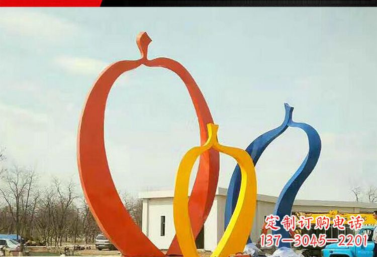甘肃金光闪耀,果实成熟——不锈钢苹果雕塑