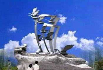 甘肃艺术家手工制作的不锈钢飞翔天鹅雕塑
