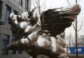 甘肃精美不锈钢大翅膀猪景观雕塑