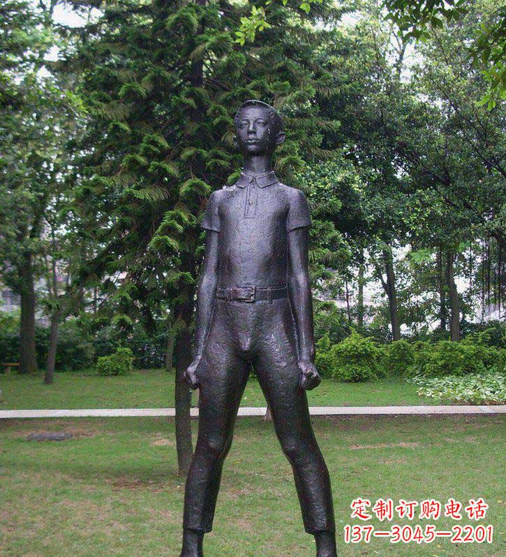 甘肃夕阳下的感动——铜雕男孩人物雕塑