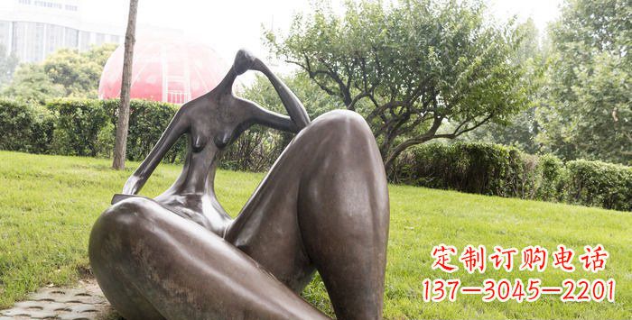 甘肃独特而精美的抽象女人铜雕