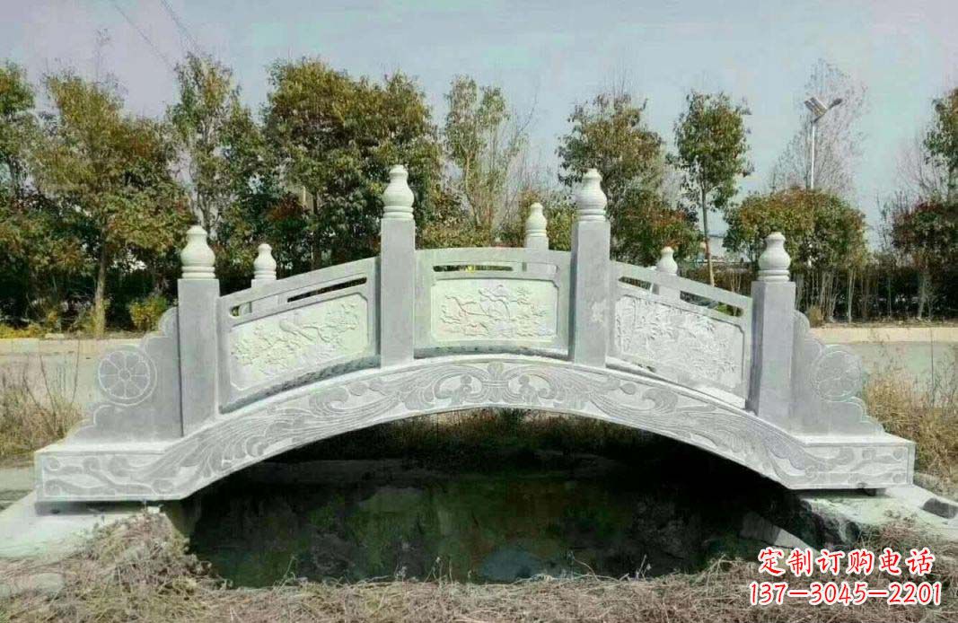 甘肃公园大理石桥雕塑