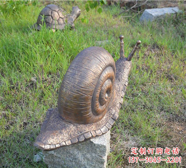 甘肃全新玻璃钢材质仿真铜蜗牛雕塑